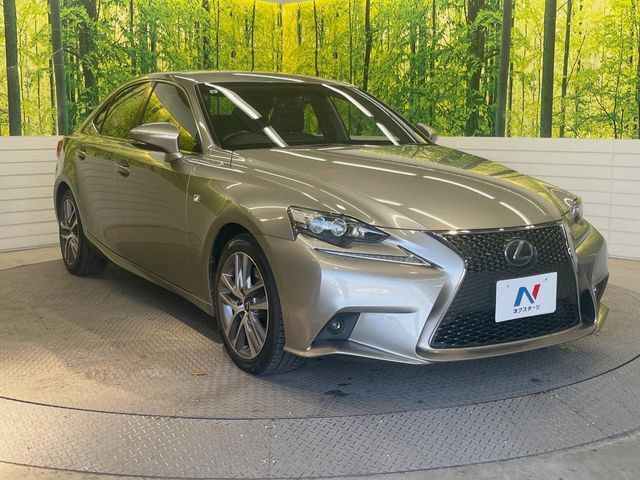 LEXUS IS300h