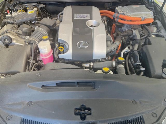LEXUS IS300h