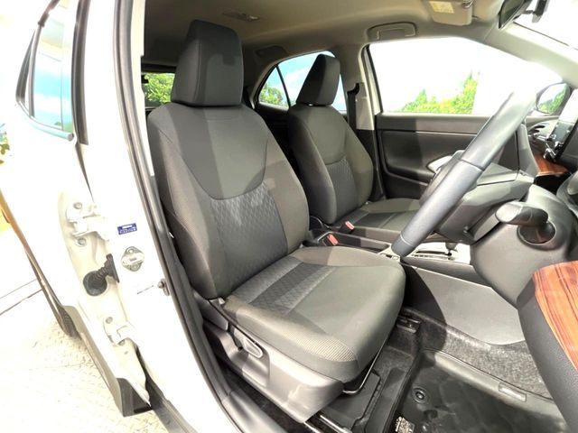 YARIS CROSS HYBRID