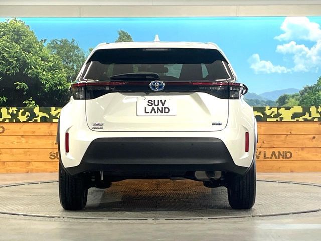 YARIS CROSS HYBRID