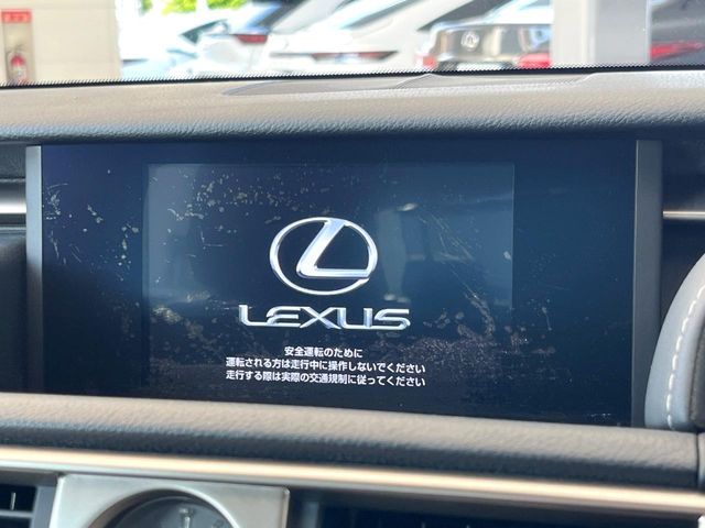 LEXUS IS300h