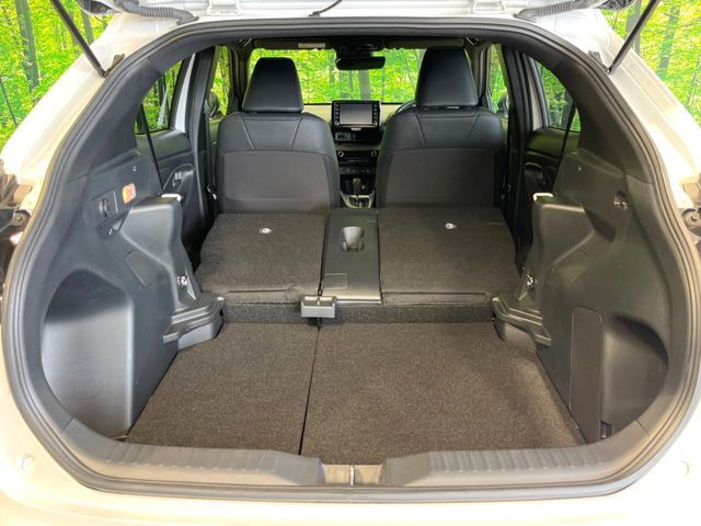 YARIS CROSS HYBRID