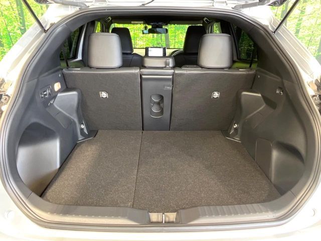 YARIS CROSS HYBRID