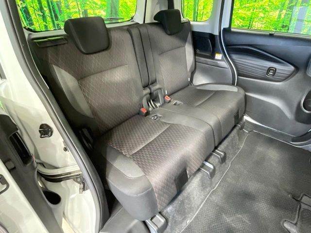 DELICA D:2 CUSTOM 2WD