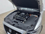 CROWN sedan hybrid