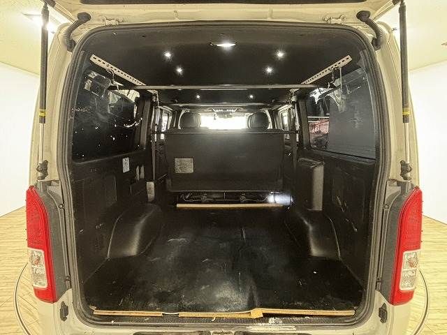 HIACE van 2WD