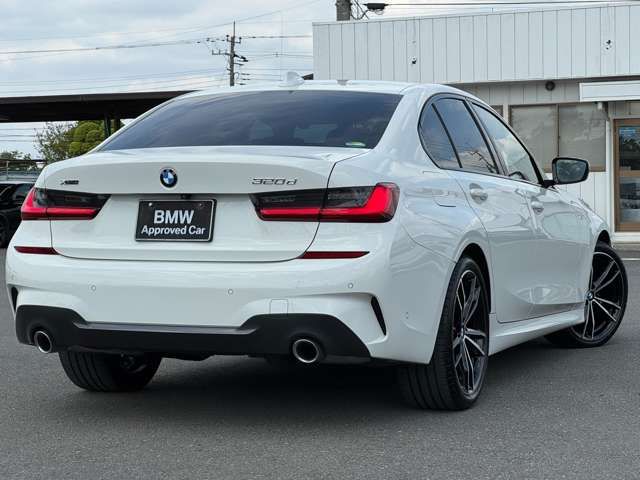 BMW 3 Series sedan
