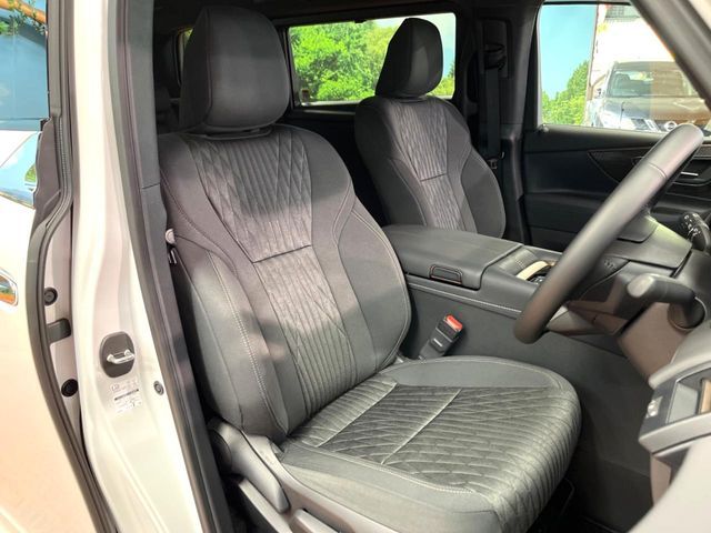 ALPHARD hybrid