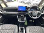 VOXY HYBRID