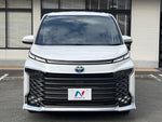VOXY HYBRID
