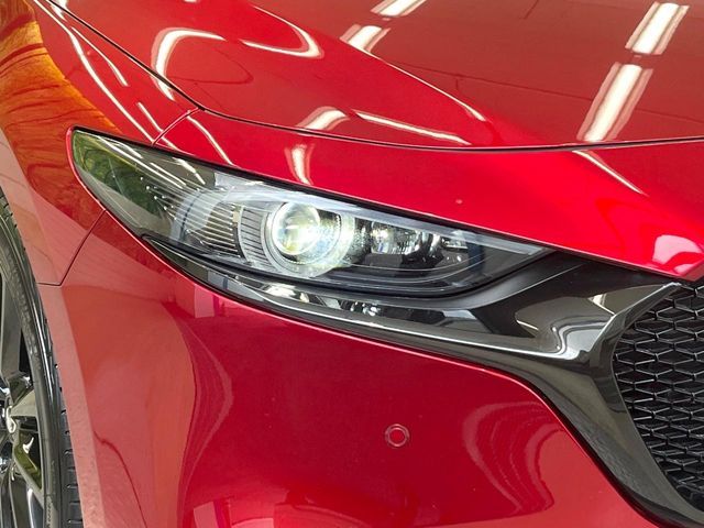 MAZDA3 FASTBACK