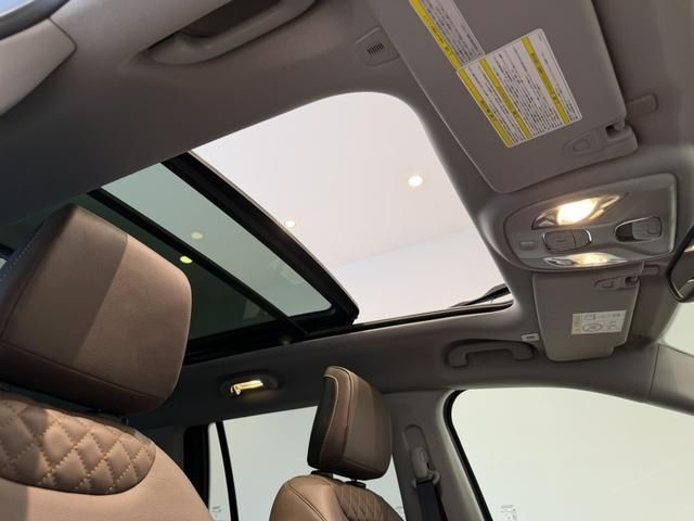 JEEP COMMANDER