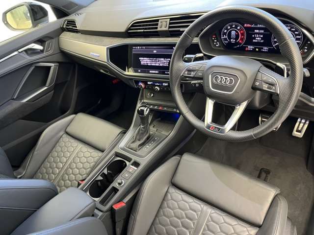 AUDI RS Q3