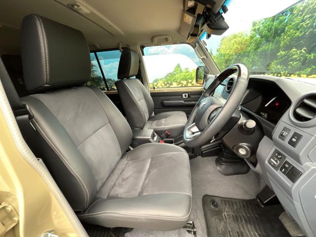 LANDCRUISER 70