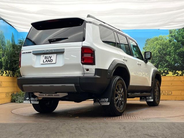 LANDCRUISER 250