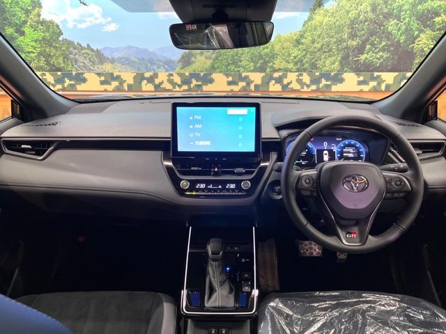 COROLLA CROSS HYBRID