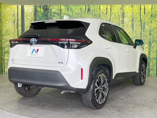 YARIS CROSS HYBRID