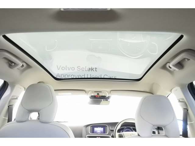 VOLVO V40 CROSS COUNTRY