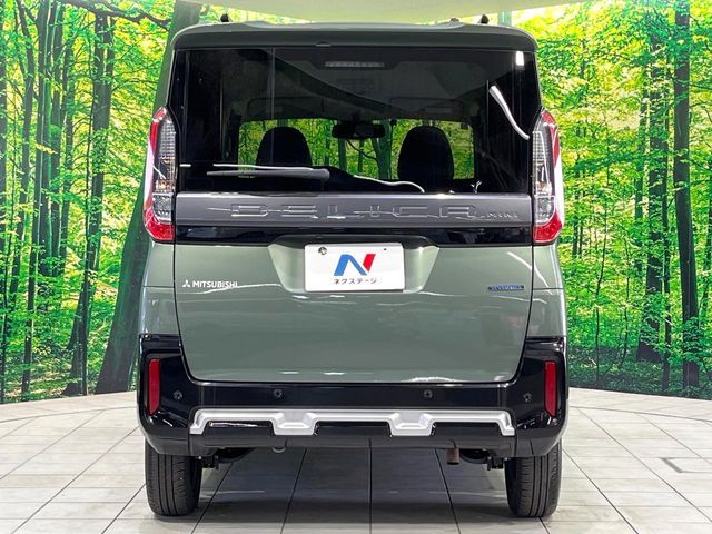 DELICA MINI