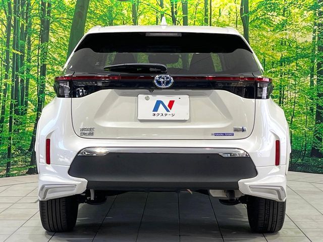 YARIS CROSS HYBRID