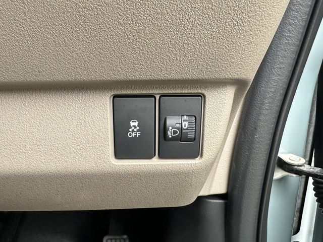 N-BOX JOY
