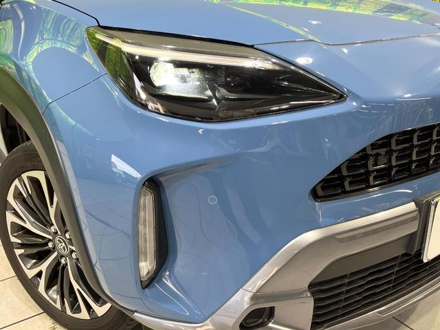 YARIS CROSS HYBRID