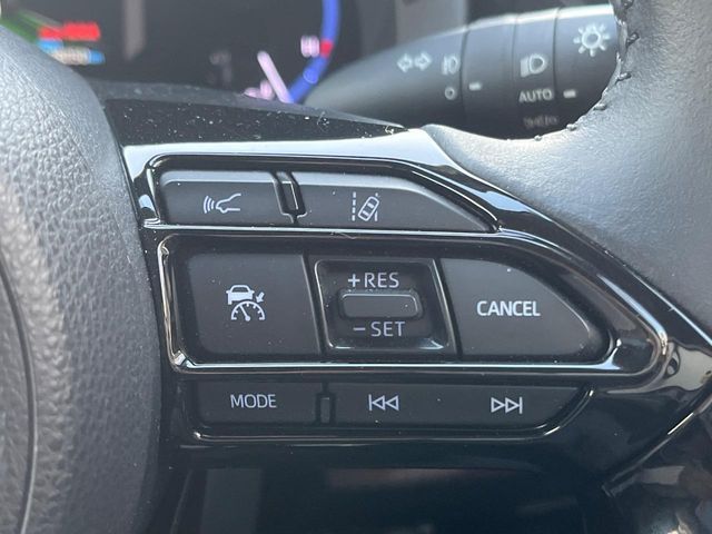 YARIS CROSS HYBRID