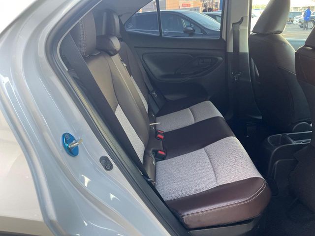 YARIS CROSS HYBRID