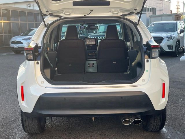 YARIS CROSS HYBRID