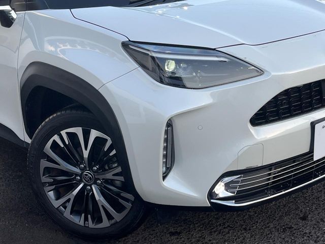YARIS CROSS HYBRID