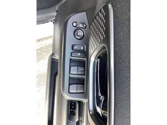 N-BOX CUSTOM