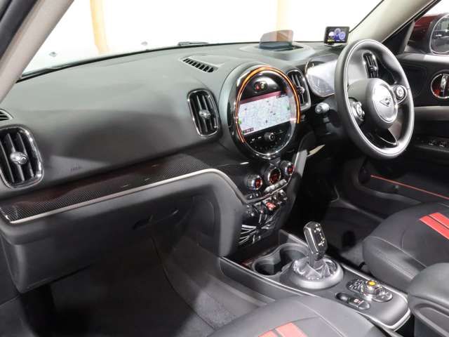 MINI COOPER D CROSSOVER