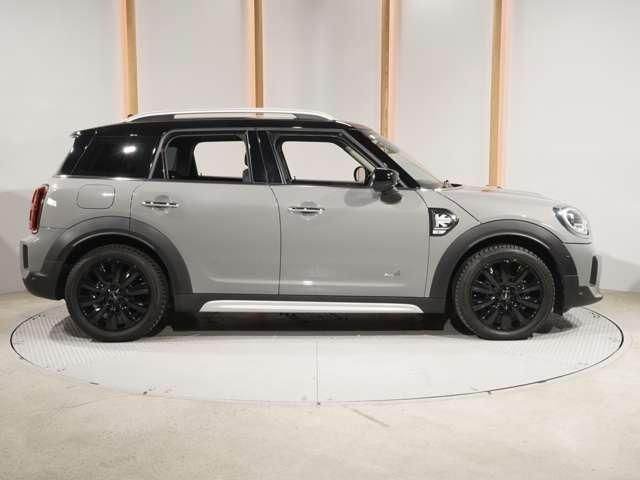 MINI COOPER D CROSSOVER