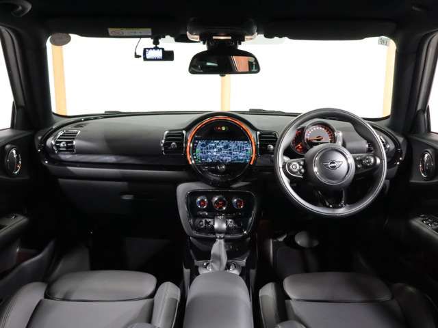 MINI COOPER D CLUBMAN