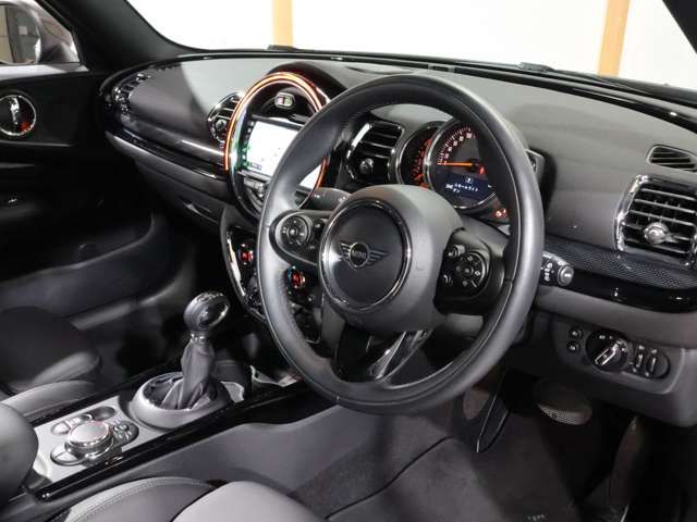 MINI COOPER D CLUBMAN