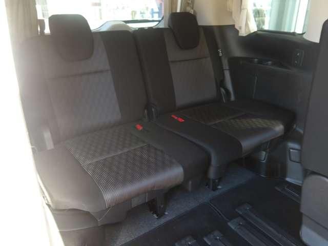 SERENA S-HYBRID 4WD