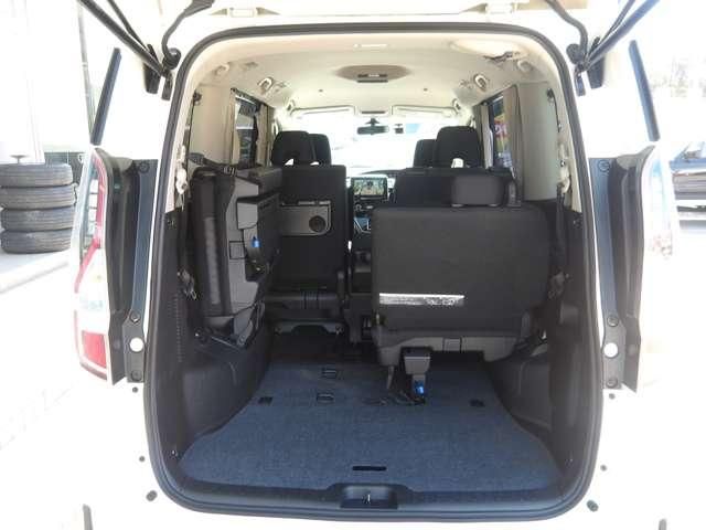 SERENA S-HYBRID 4WD