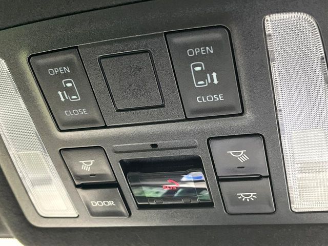 NOAH HYBRID 4WD