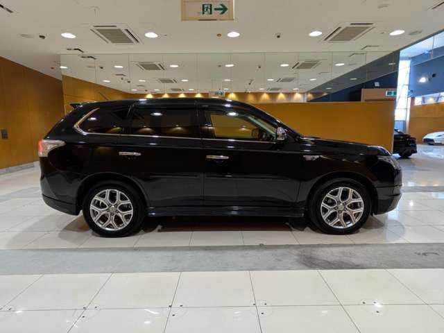 OUTLANDER PHEV
