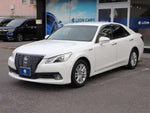 CROWN sedan hybrid