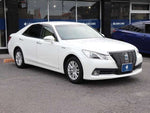 CROWN sedan hybrid