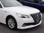 CROWN sedan hybrid
