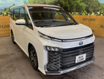 VOXY HYBRID