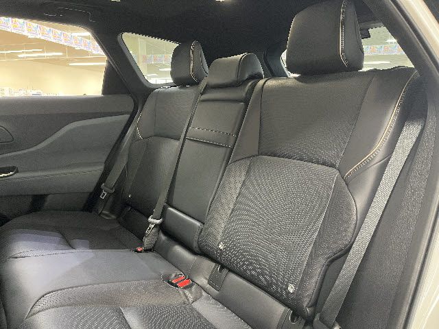 CROWN ESTATE 4WD
