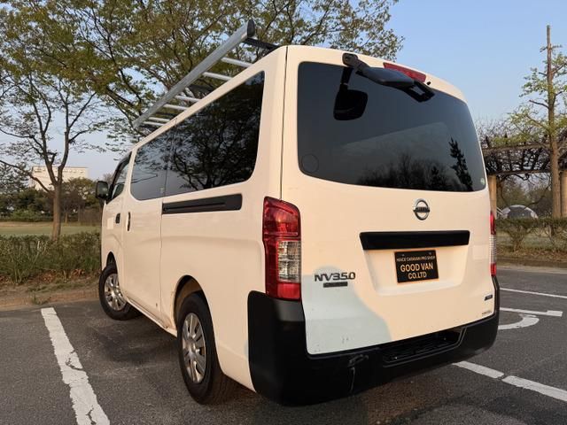 NV350 CARAVAN 4WD