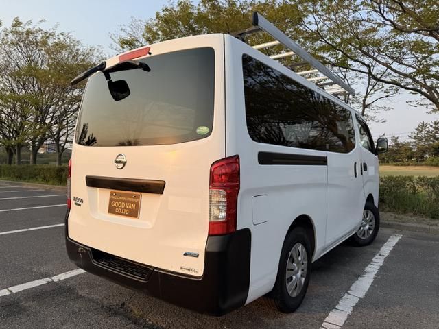 NV350 CARAVAN 4WD