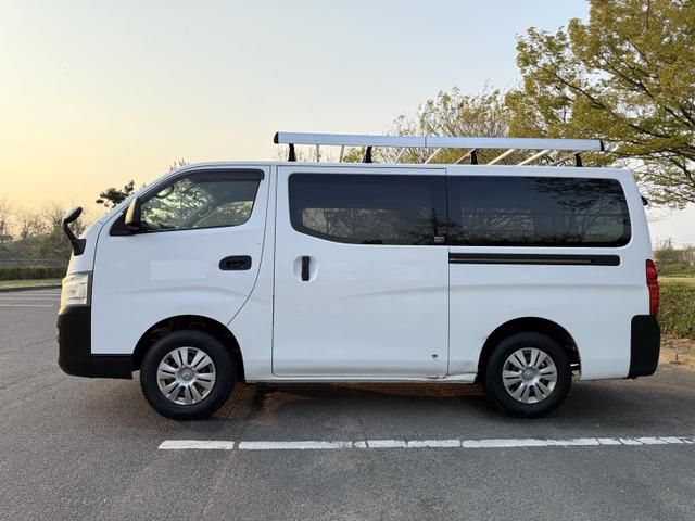 NV350 CARAVAN 4WD
