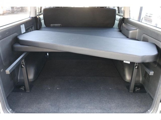 HIACE van 4WD