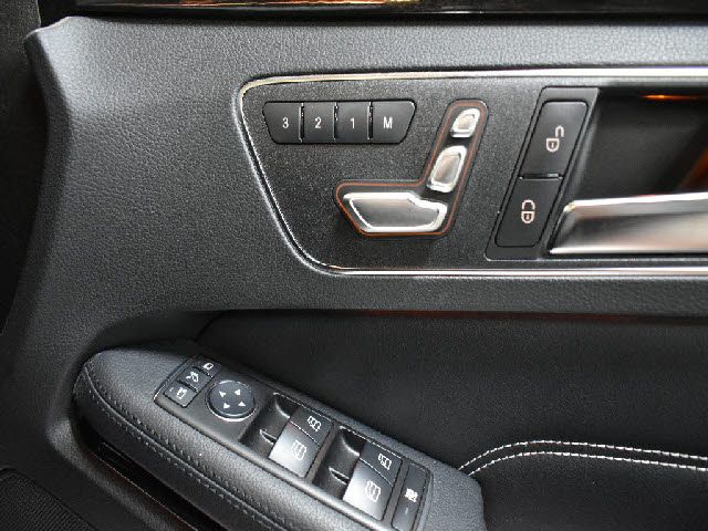 MERCEDES BENZ E class sedan