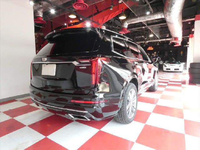 CADILLAC XT6